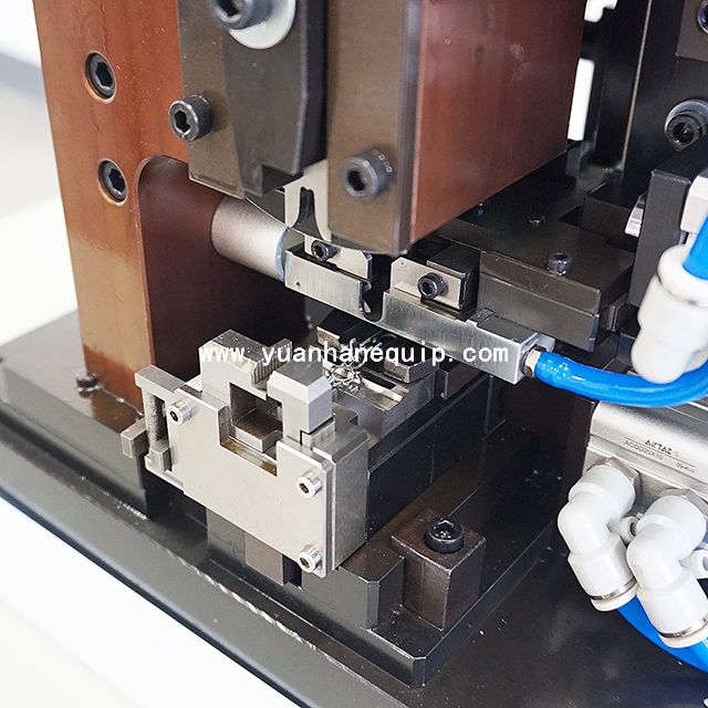 Straight Feeding Wire Stripping and Crimping Machine
