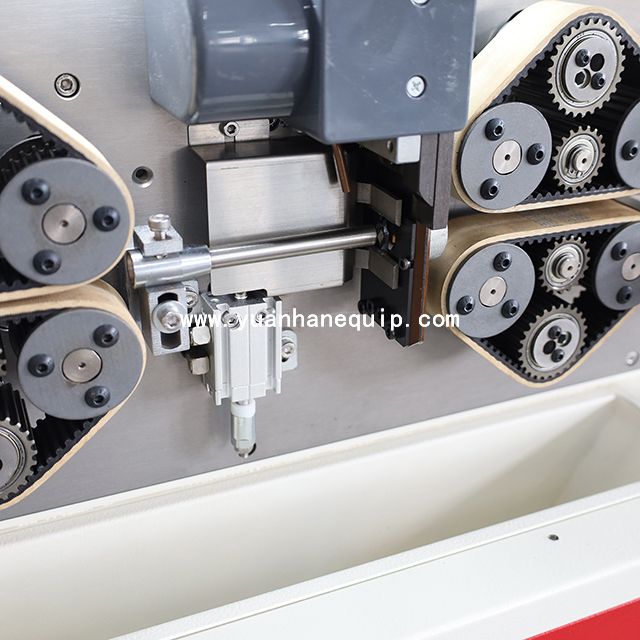Automated Multi-core Cable Cutting and Stripping Machine 