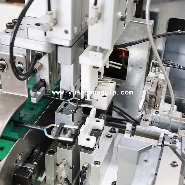 Máquina de crimpado de conectores redondos de 2 clavijas