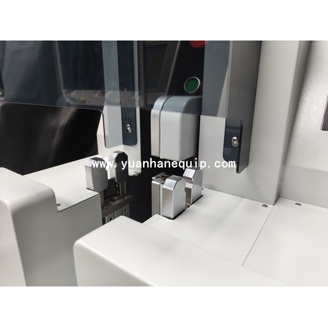 Máquina para envolver cables con cinta adhesiva