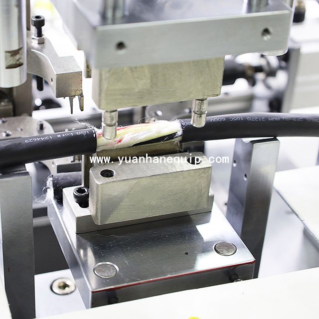 Semi-automatic Wire Middle Stripping Machine