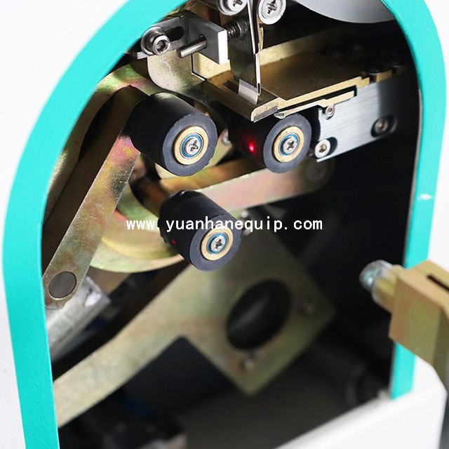 Máquina bobinadora de cinta de teflón con accesorios NPT completamente automática