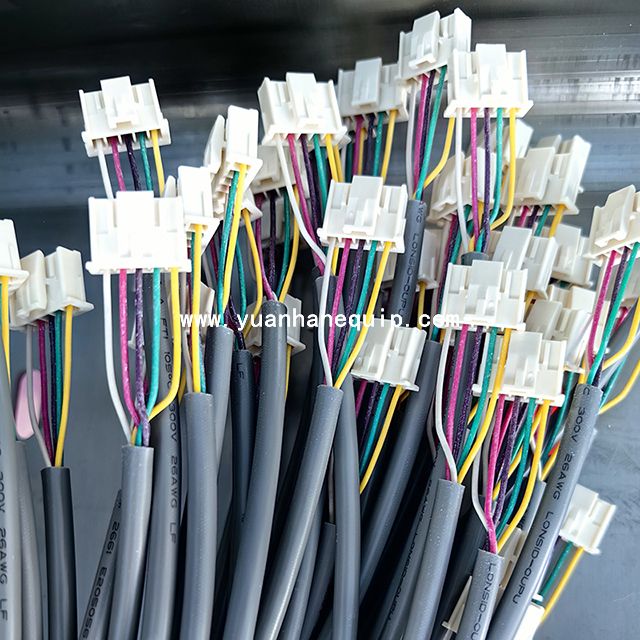 Multi-core Wire Two Sides Shrink Tube Inserting Crimping and Housing Inserting Machine