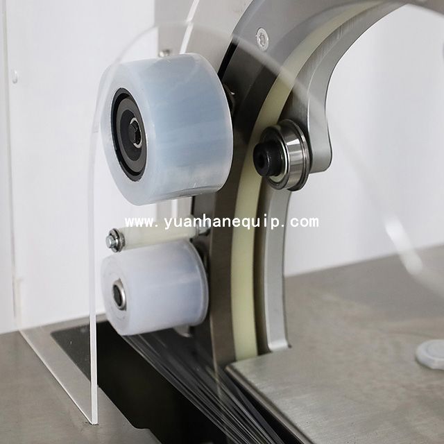 Automatic Stretch Film Wrapping Machine